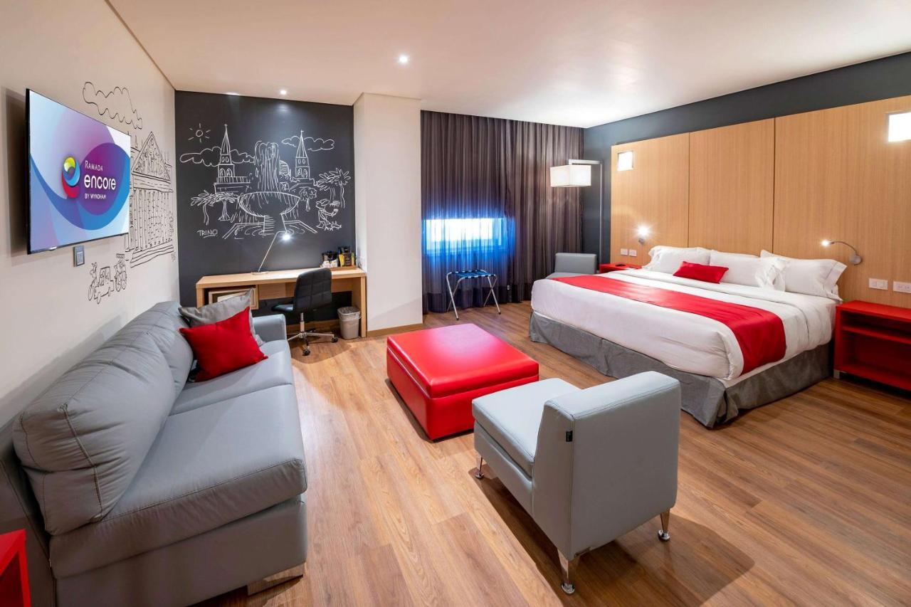 Ramada Encore By Wyndham Guadalajara Aeropuerto Las Pintas Esterno foto